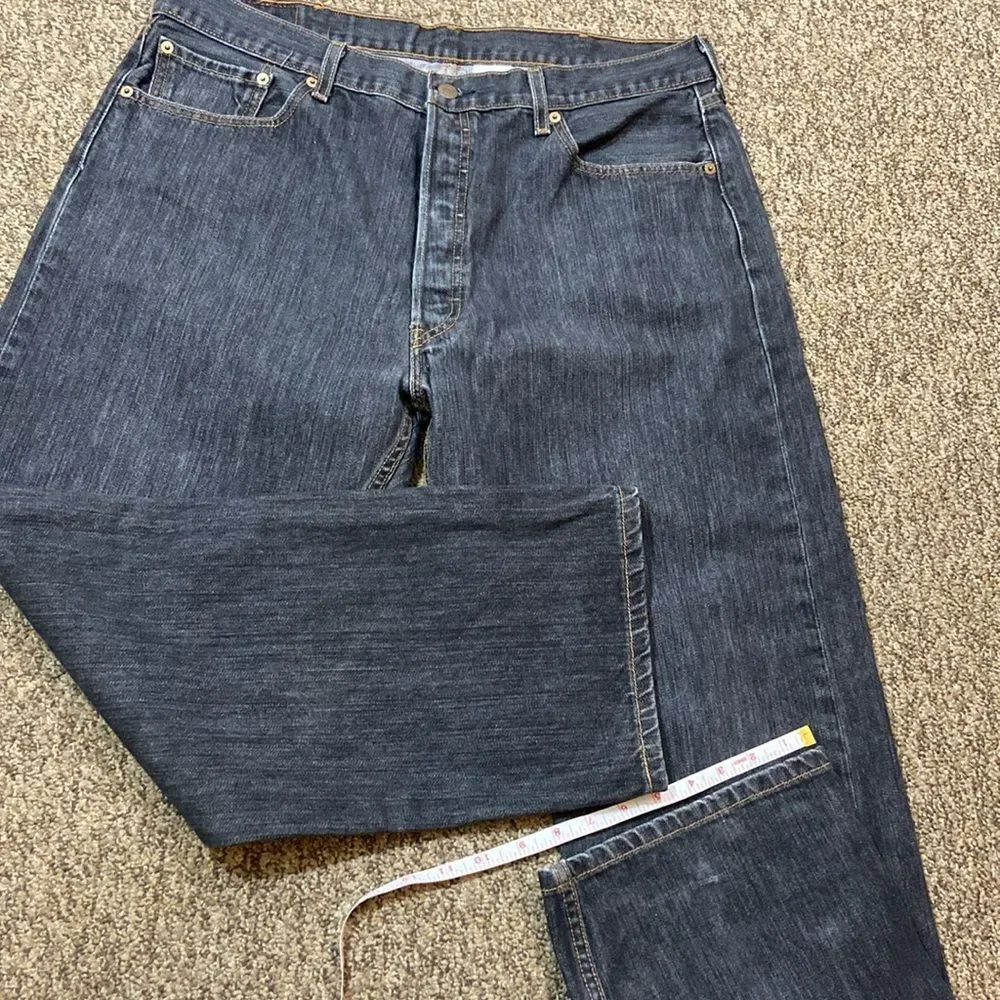 VTG, 90s Levi’s 501 XX Size W40x30L Relaxed Blue Denim Jeans with Classic Fit
